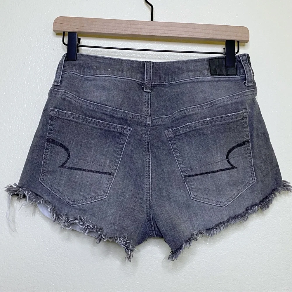 American Eagle Gray Frayed Studded Hi Rise Festival Denim Jean Shorts Size 4